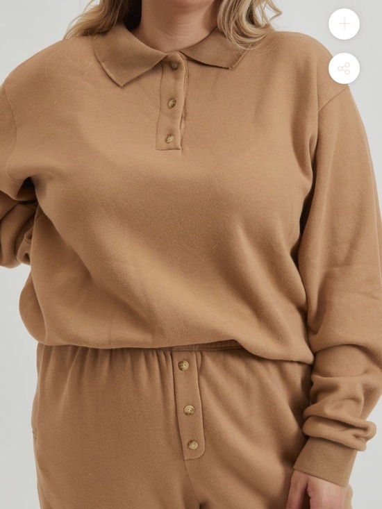 DONNI. Tops - Donni Henley Cozy Polo Sweatshirt sweater Tan Camel NEW NWT